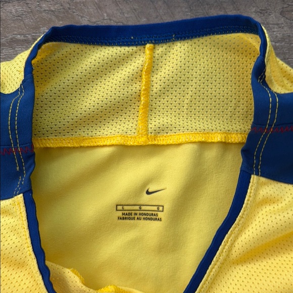 Club América Nike Yellow and Blue Soccer Jersey - Picture 3 of 4